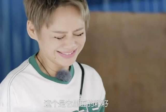 静姐娱乐吃瓜,揭秘娱乐圈最新吃瓜事件,带你领略幕后真相